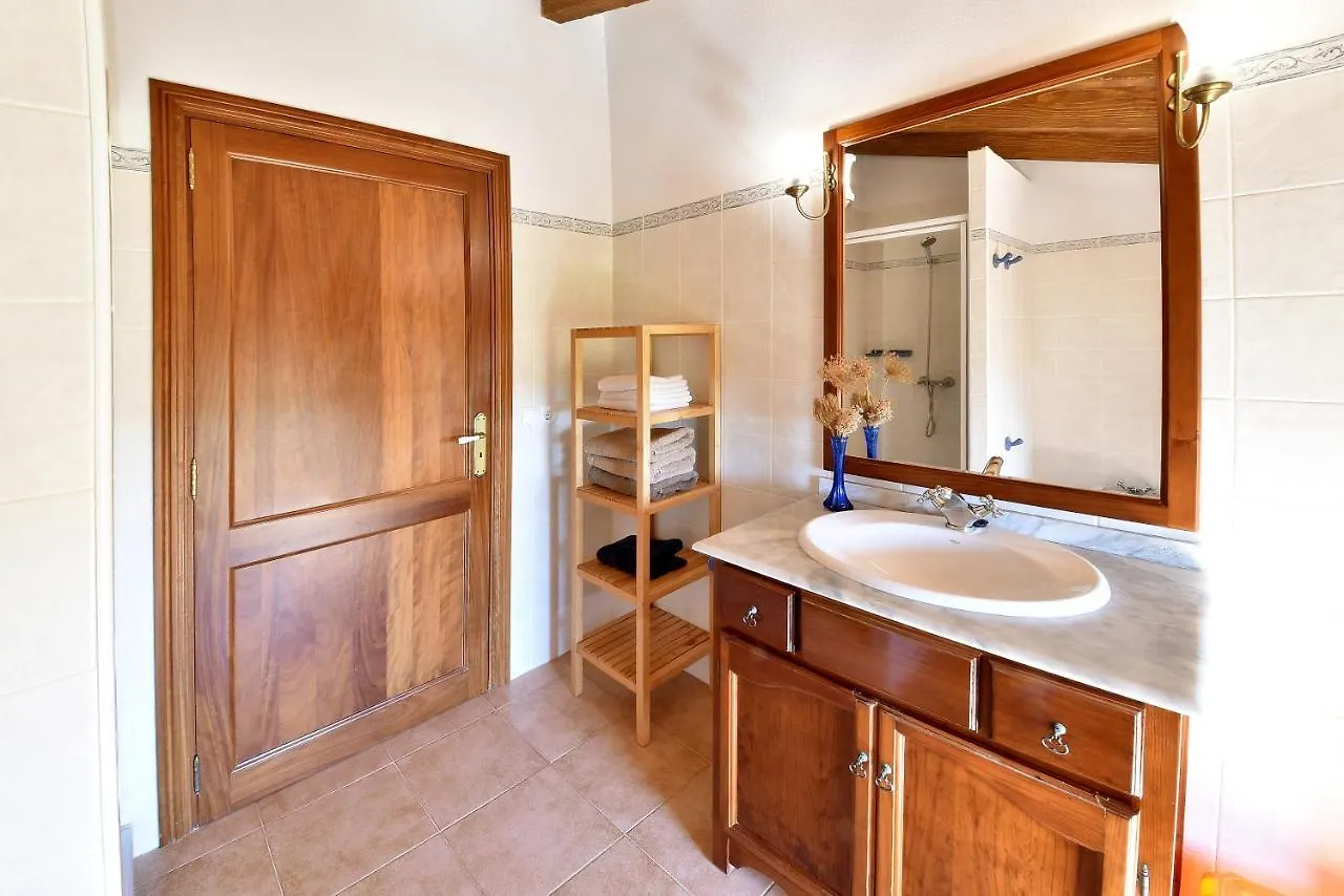Llombarts Finca Serral