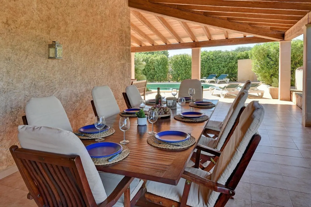 Holiday home Finca Serral Llombarts