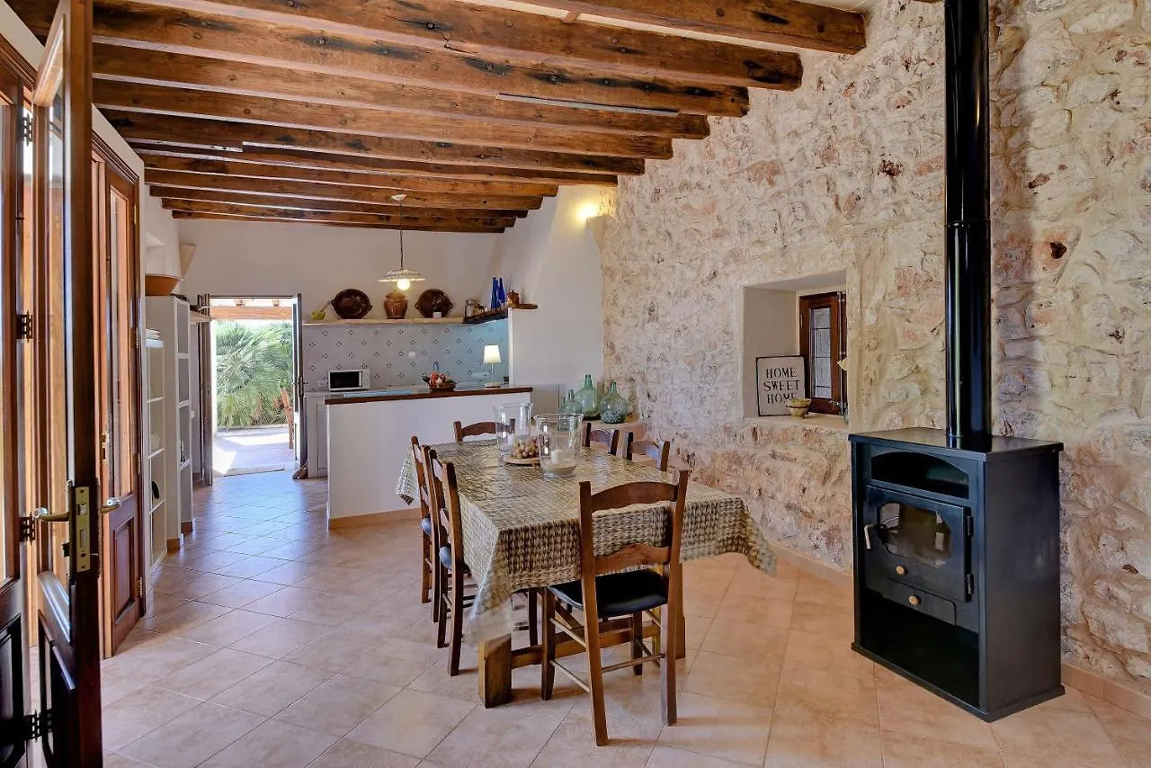 Finca Serral Llombarts 0*,  Spain